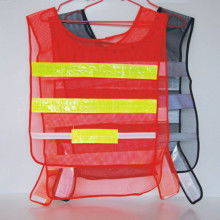 紅國豆服飾休閑用品廠 專業生產反光衣、購物袋、洗衣籃及服裝鞋帽